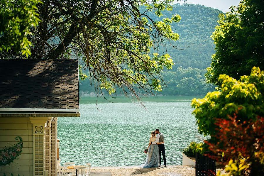 Photographe de mariage Artem Kolomiec (colomba). Photo du 30 juin 2018