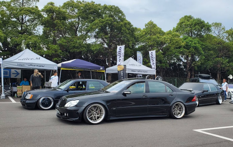 Sクラスセダンのburbus5.8・w220保存会・オフMmt・蘇我フェスティバルウォーク・ゆかいな仲間たちに感謝‼︎に関するカスタム事例の投稿画像1枚目