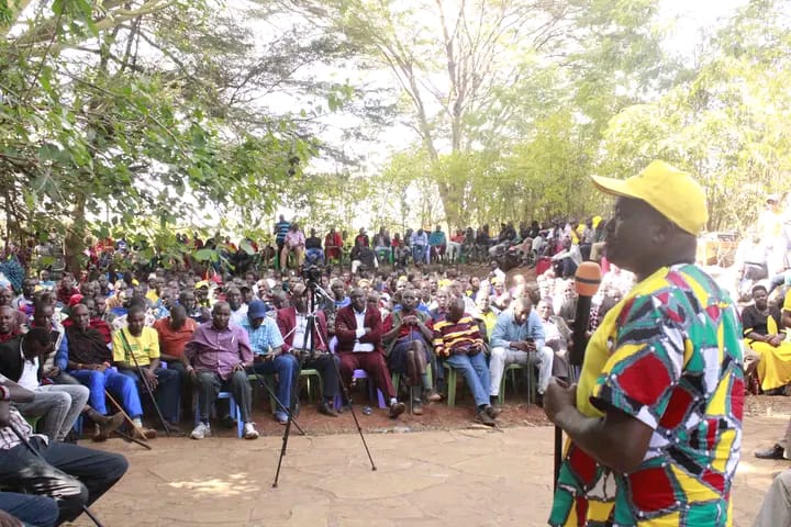 MP Katoo ole Metito addressing UDA candidates in Kimana town on May 14. He urged them all to campaign for DP Ruto.