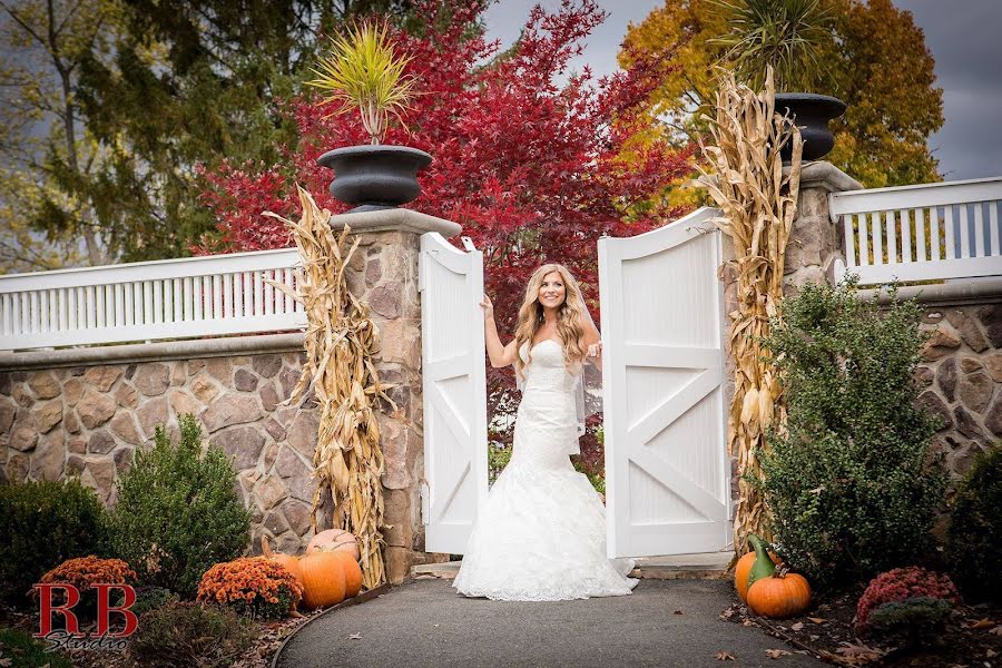 Fotografo di matrimoni Red Bank Studio (redbankstudio). Foto del 7 settembre 2019