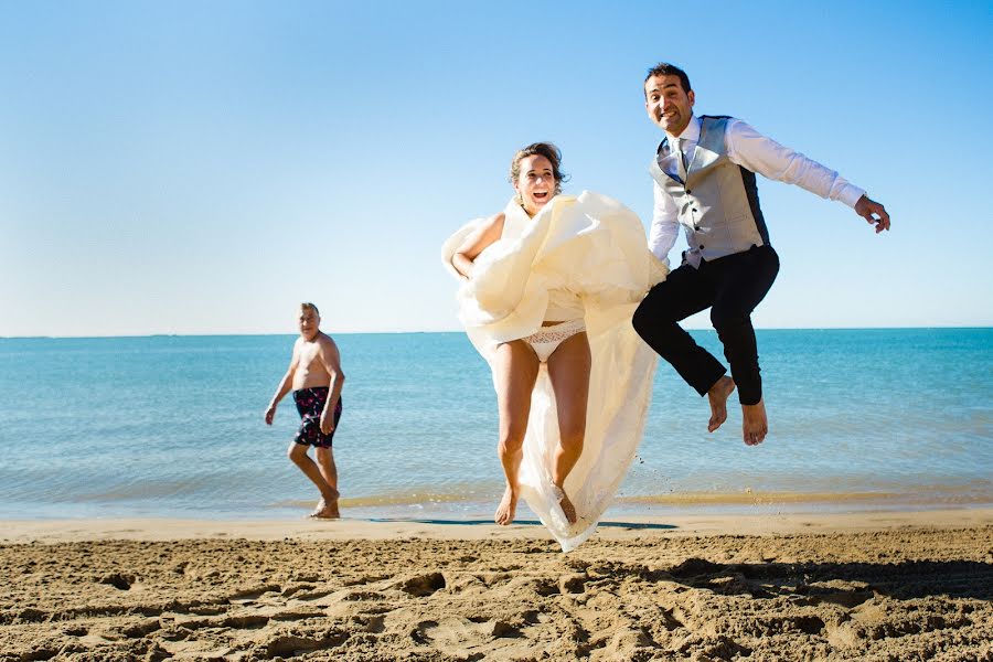 Fotógrafo de casamento Cesareo Larrosa (cesareolarrosa). Foto de 21 de abril 2016