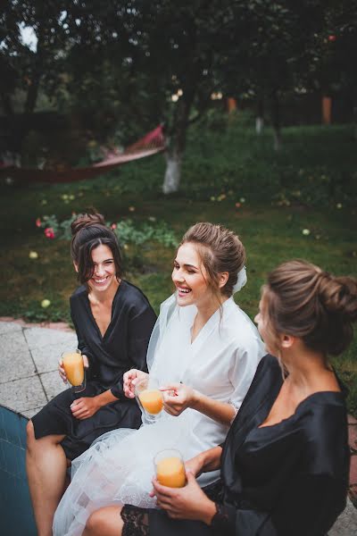 Fotógrafo de bodas Yuliya Strelchuk (stre9999). Foto del 14 de septiembre 2018