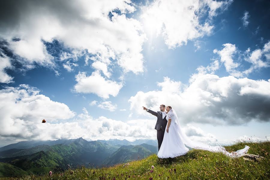 Fotógrafo de casamento Grzegorz Korzec (grzegorzkorzec). Foto de 24 de fevereiro 2020