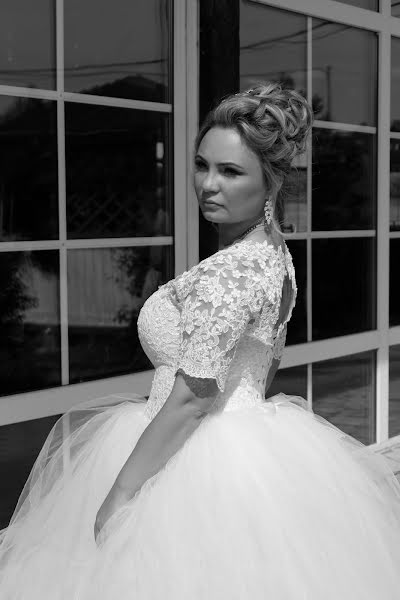 Wedding photographer Veronika Golikova (veronikagolikov). Photo of 31 August 2017