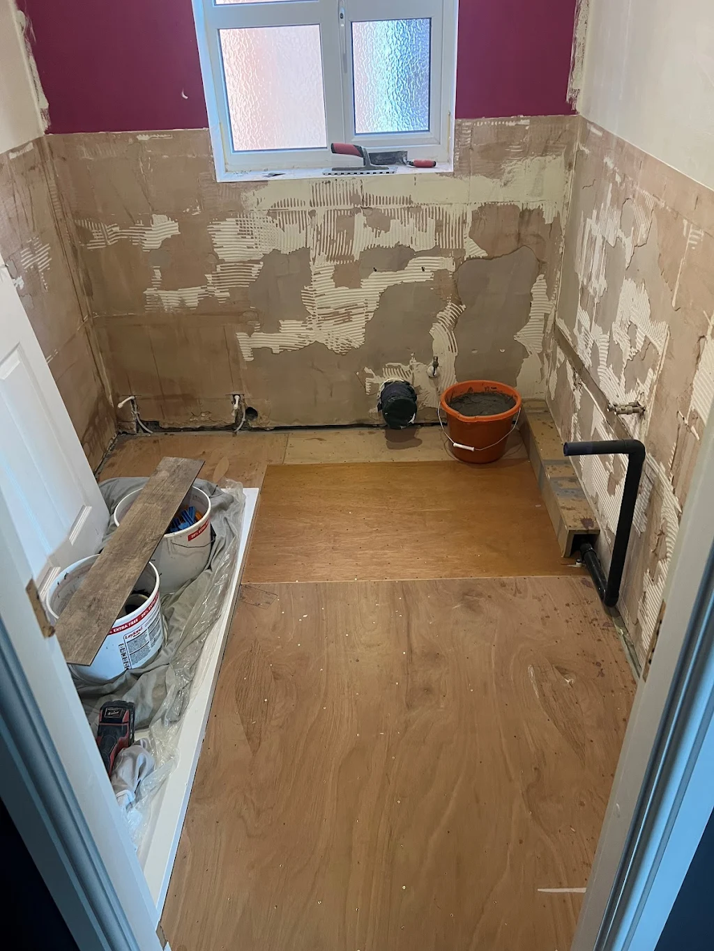 Album cover: Bathroom 