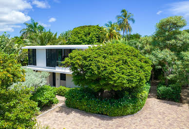 House with garden and terrace 1