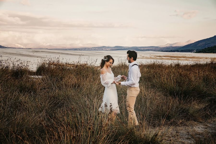 Svadobný fotograf Müge Gülcü (enguzelmasalwed). Fotografia publikovaná 15. júla 2020