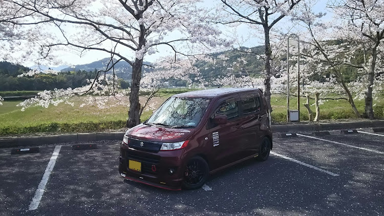 ワゴンRスティングレーの職場変わりました！・桜も散り始めてますねに関するカスタム事例の投稿画像2枚目