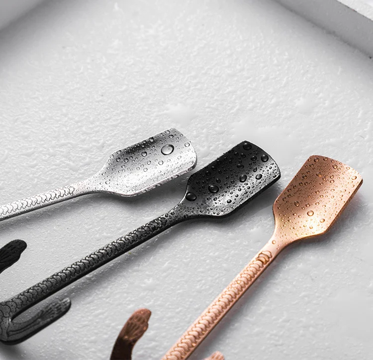 Cuillère Tête de Mort en Acier Inoxydable 304 – Servez vos boissons et desserts avec style. Robuste, durable et unique.