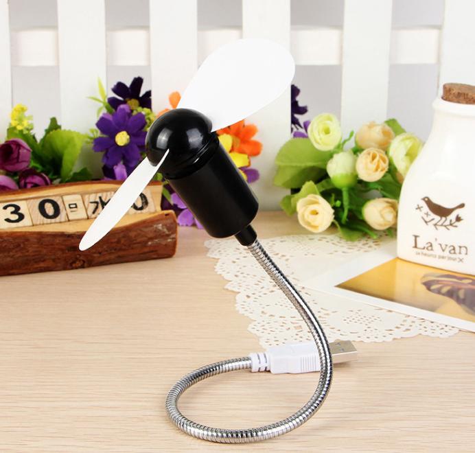 Mini USB Serpentine Fan Soft Leaf Twisted Desktop Small Fan