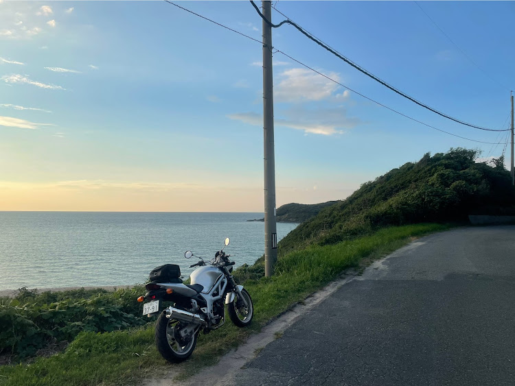 over itさんが投稿したSUZUKI・絶版車・斜め45度後方の美学・斜め45度の美学・2輪に関するカスタム事例の投稿画像1枚目