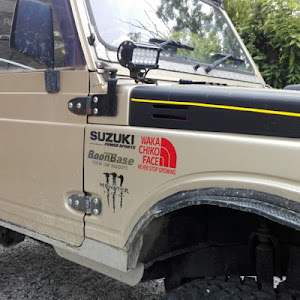 ジムニー JA11V