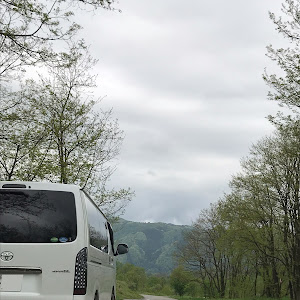 ハイエースバン