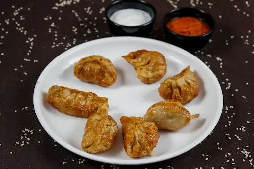 Darjeeling Mutton Fried Momos [8 Pieces]