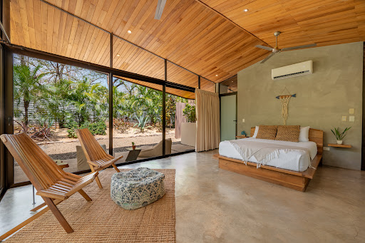 Villa with garden and terrace 1