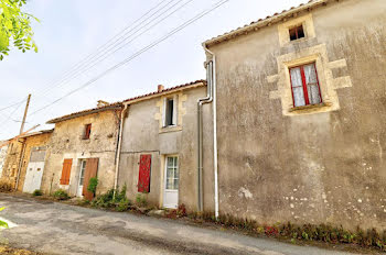 maison à Sainte-Ouenne (79)