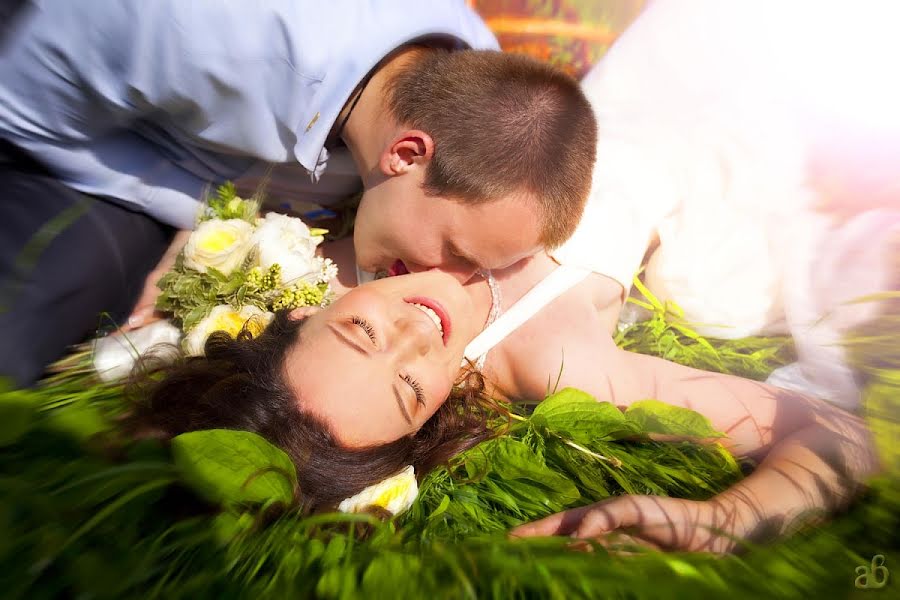 Wedding photographer Anastasiya Belyakova (bellefoto). Photo of 10 June 2013