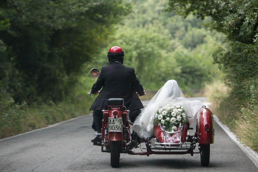 Svatební fotograf Mario Avenia (avenia). Fotografie z 8.června 2015