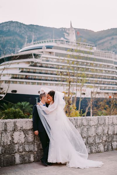 Fotógrafo de casamento Kirill Shevcov (photoduet). Foto de 11 de junho 2018