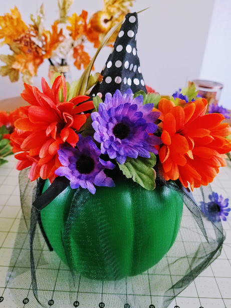 diy floral Halloween pumpkin