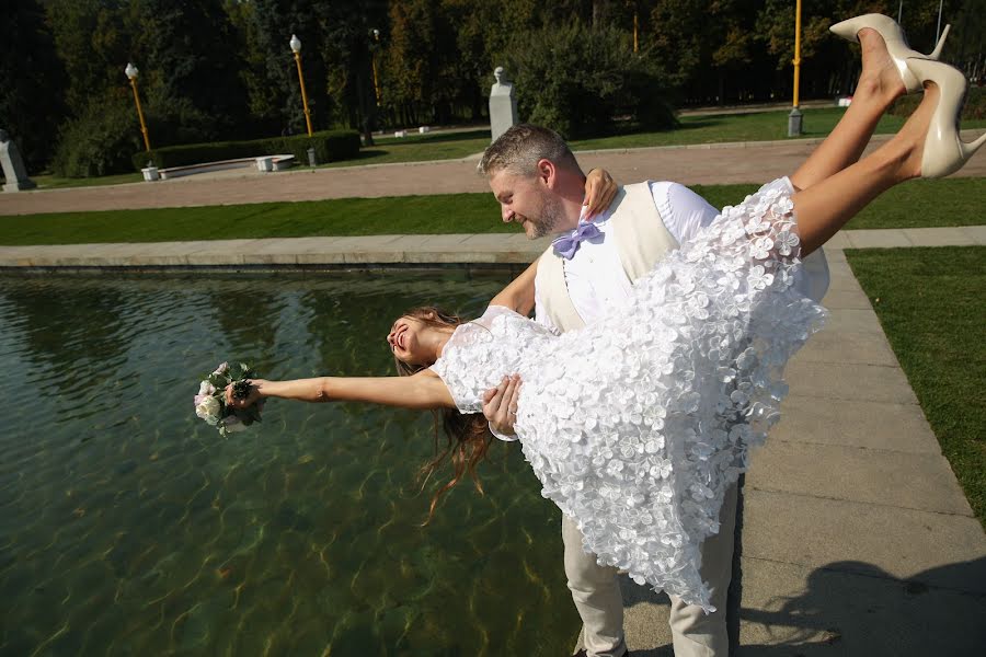 Fotógrafo de casamento Pavel Salnikov (pavelsalnikov). Foto de 10 de setembro 2018