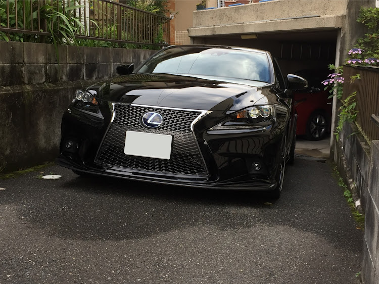 ISのドライブ・洗車・エムズガレージ・レッドメモリーに関するカスタム事例の投稿画像1枚目