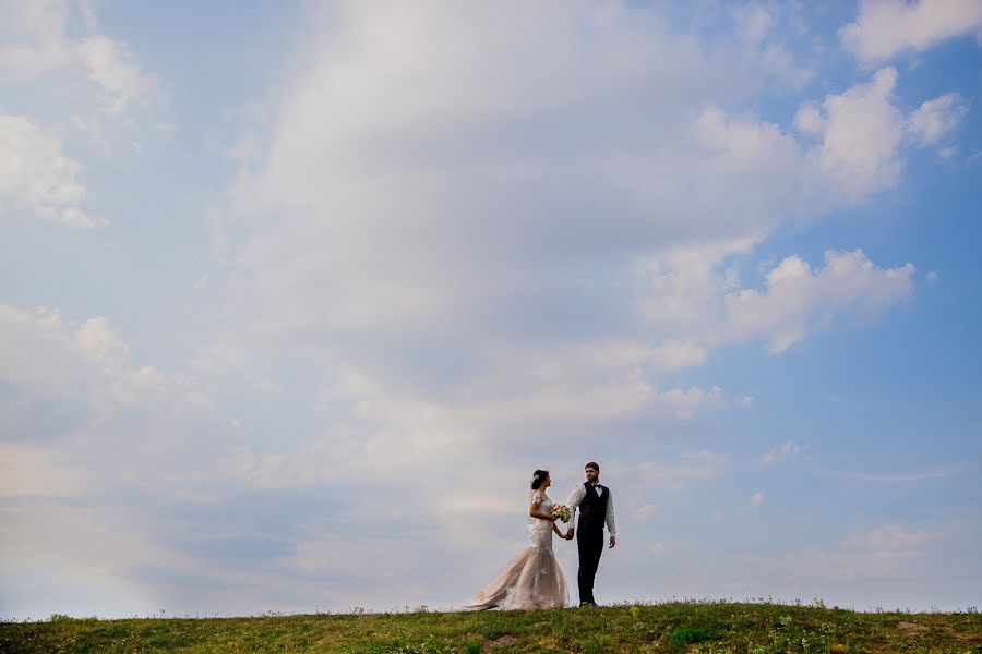 Fotógrafo de casamento Mila Osipova (delfina). Foto de 29 de outubro 2018