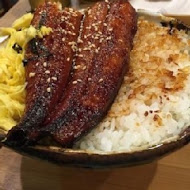隱燃燒肉丼食堂