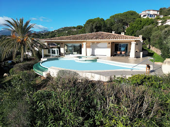 villa à Porto-Vecchio (2A)