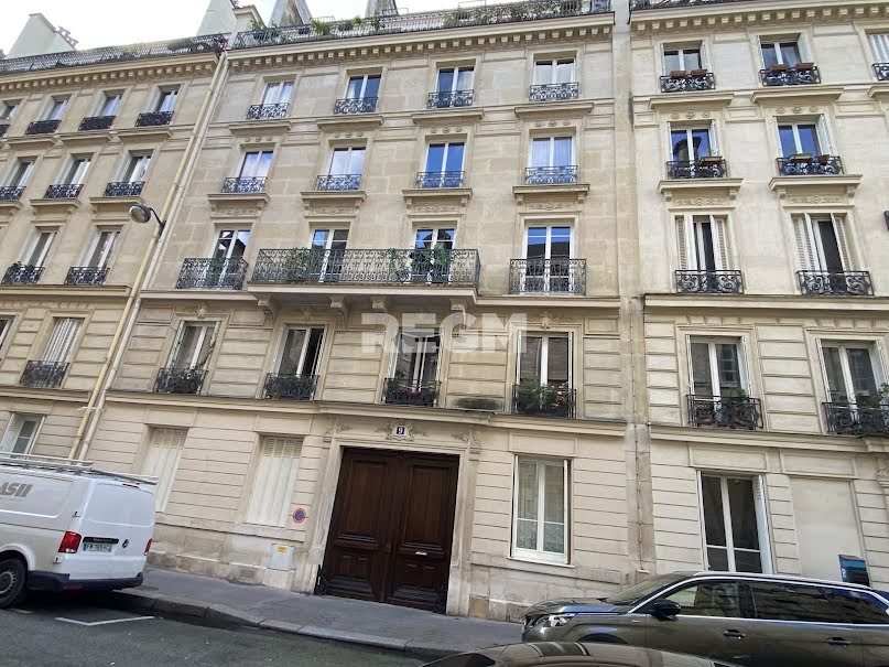 Location  locaux professionnels  52 m² à Paris 8ème (75008), 2 083 €
