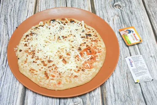 Garlic Chicken Cheese Paratha