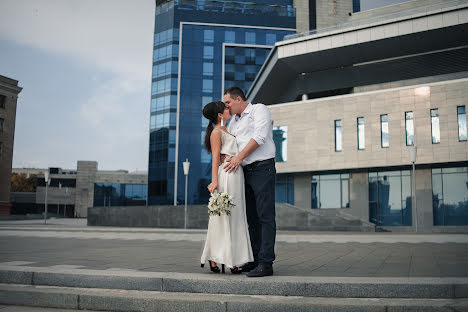 Fotógrafo de casamento Yanina Sirenko (janinsirenko). Foto de 4 de novembro 2019