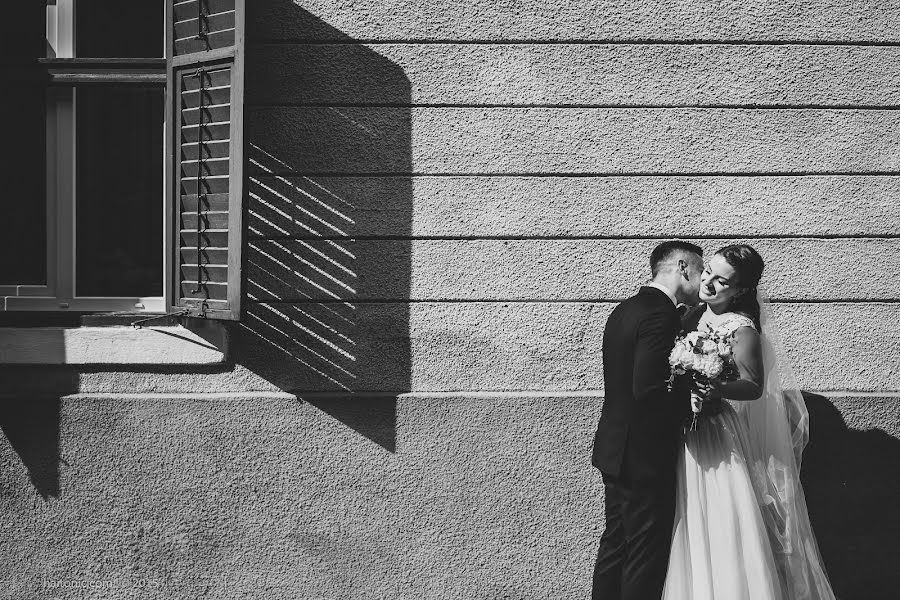 Fotógrafo de casamento Haitonic Liana (haitonic). Foto de 17 de janeiro 2019