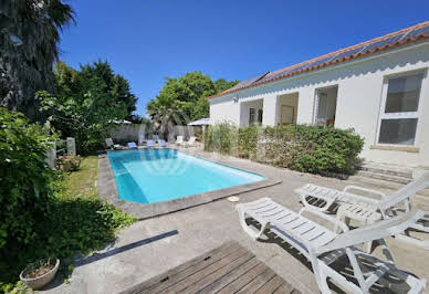 Maison avec jardin et terrasse 19