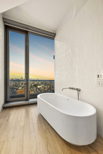 Appartement avec terrasse et piscine 3