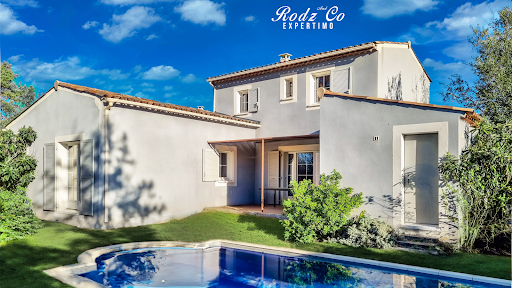 House with pool and terrace 5