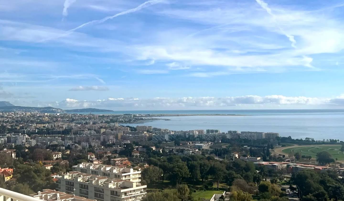 Apartment with terrace Cagnes-sur-Mer