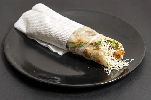 Butter Chicken Cheese Roll