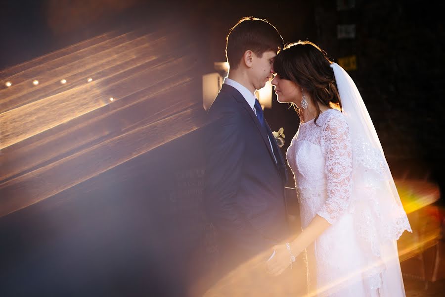 Photographe de mariage Oksana Peshkova (ksyuhich). Photo du 12 juin 2016