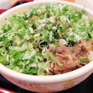 すき家SUKIYA日本平價牛丼