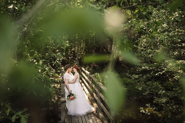 Wedding photographer Suvi Mikkanen (suvihelmi). Photo of 9 August 2023