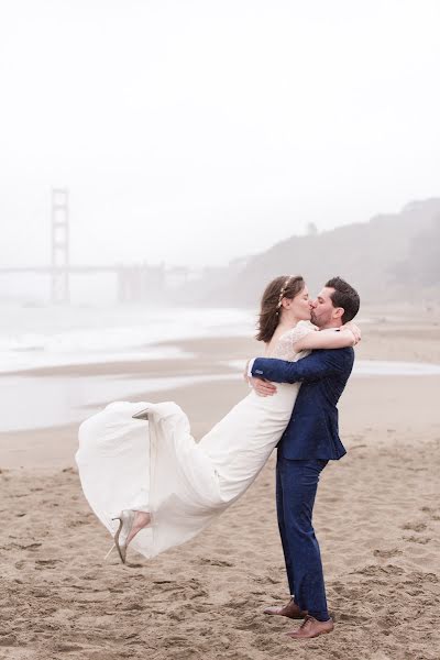 Wedding photographer Pierre Tridard (pierreetjulia). Photo of 11 June 2020