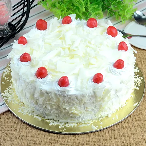 Eggless White Forest Cake [500 Grams]