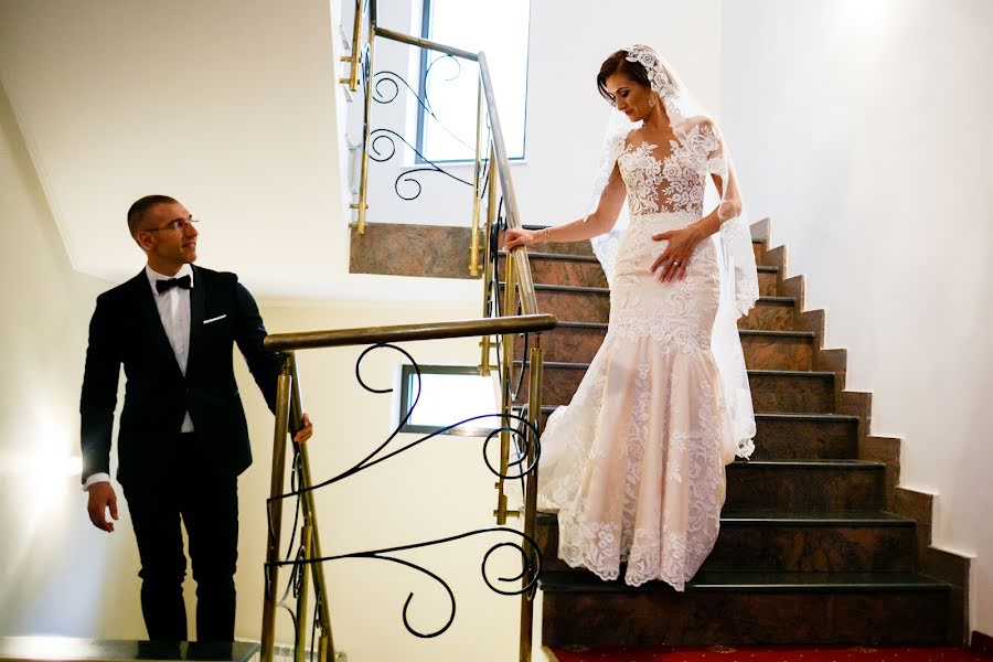 Wedding photographer Mihai Arnautu (mihaiarnautu). Photo of 12 November 2017