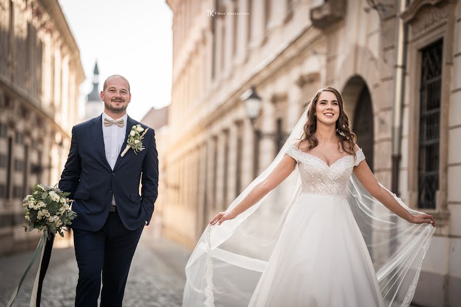 Fotógrafo de casamento Tibor Kosztanko (svadobnyfotograf). Foto de 19 de setembro 2022