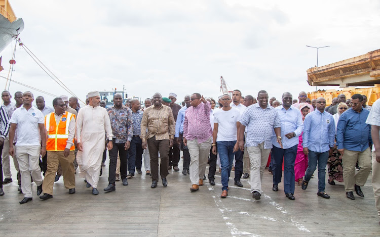 President William Ruto accompanied with other leaders tours the port of Mombasa, November 18, 2022.