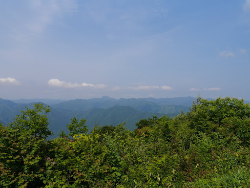 日永岳・ドウの天井方面