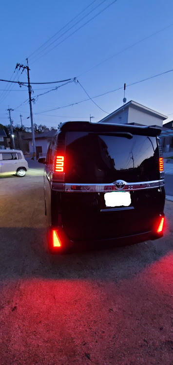ヴォクシーの洗車に関するカスタム事例の投稿画像1枚目