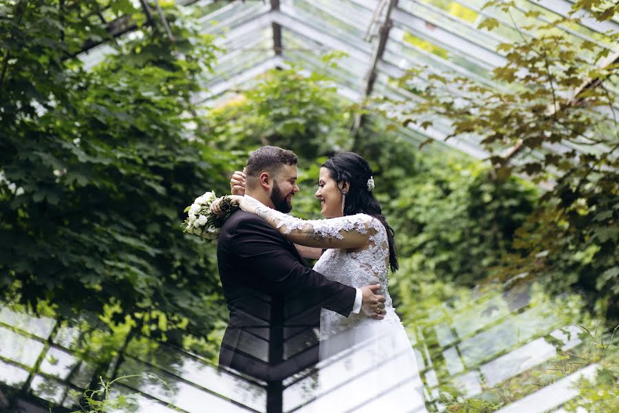 Fotógrafo de casamento Szymon Rozesłaniec (srfoto). Foto de 23 de novembro 2021