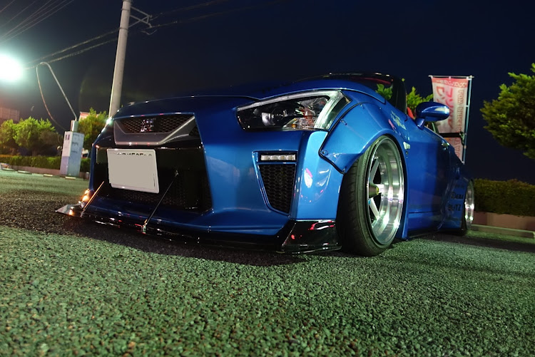 コペンの緊急事態宣言延長・洗車・リバティーウォーク・ダイハツGT-R・PickUpCarsで会いましょうに関するカスタム事例の投稿画像1枚目